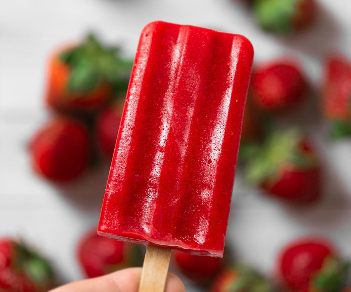 Sucettes glacées aux fraises